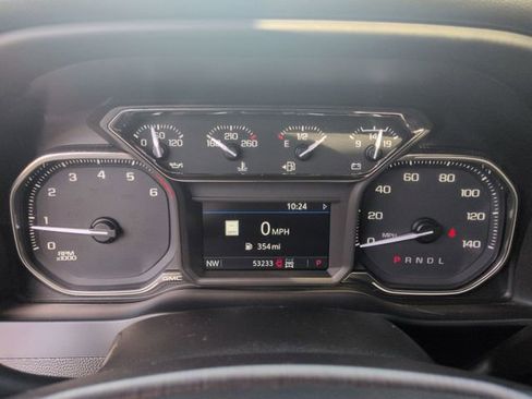 Used 2022 GMC Sierra 2500 AT4 w/ AT4 Preferred Package image 12