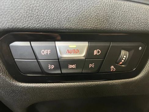 Used 2025 BMW 230i xDrive 230i xDrive image 18