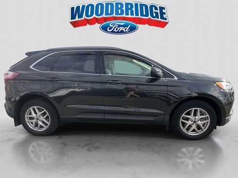 Used 2023 Ford Edge SEL w/ Convenience Package image 5
