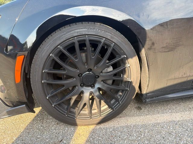 Used 2018 Chevrolet Camaro LT w/ RS Package RWD image 3