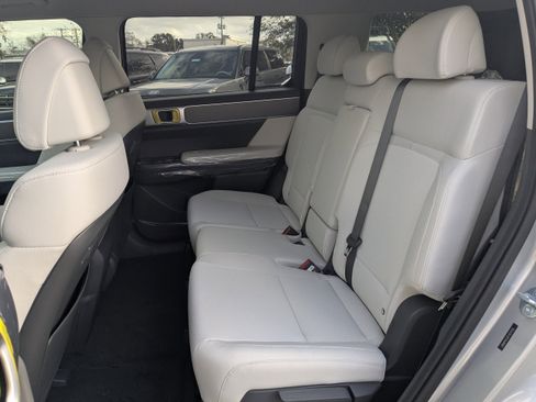 New 2026 Hyundai Santa Fe SE image 14