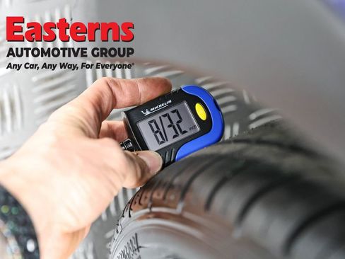 Used 2018 Honda Civic Si image 26