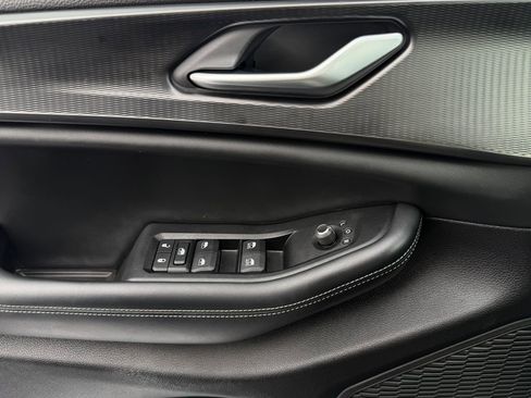 Used 2024 Jeep Grand Cherokee Altitude image 21