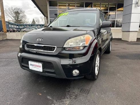 Used 2011 Kia Soul + w/ Audio Pkg image 1