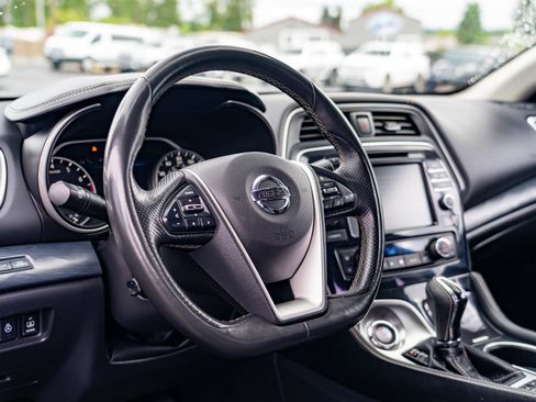 Used 2020 Nissan Maxima Platinum w/ Sport Mat Group FWD image 13