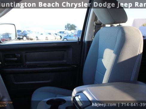 Used 2019 RAM 1500 Express image 30