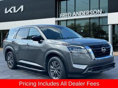 Used 2024 Nissan Pathfinder S