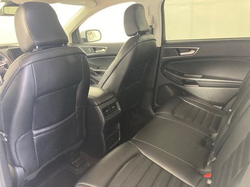 Used 2024 Ford Edge SEL AWD/4WD image 15