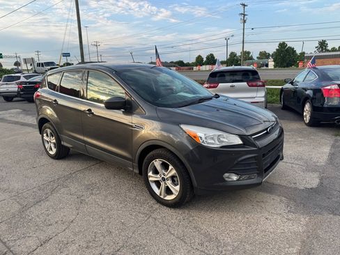Used 2015 Ford Escape SE FWD image 3