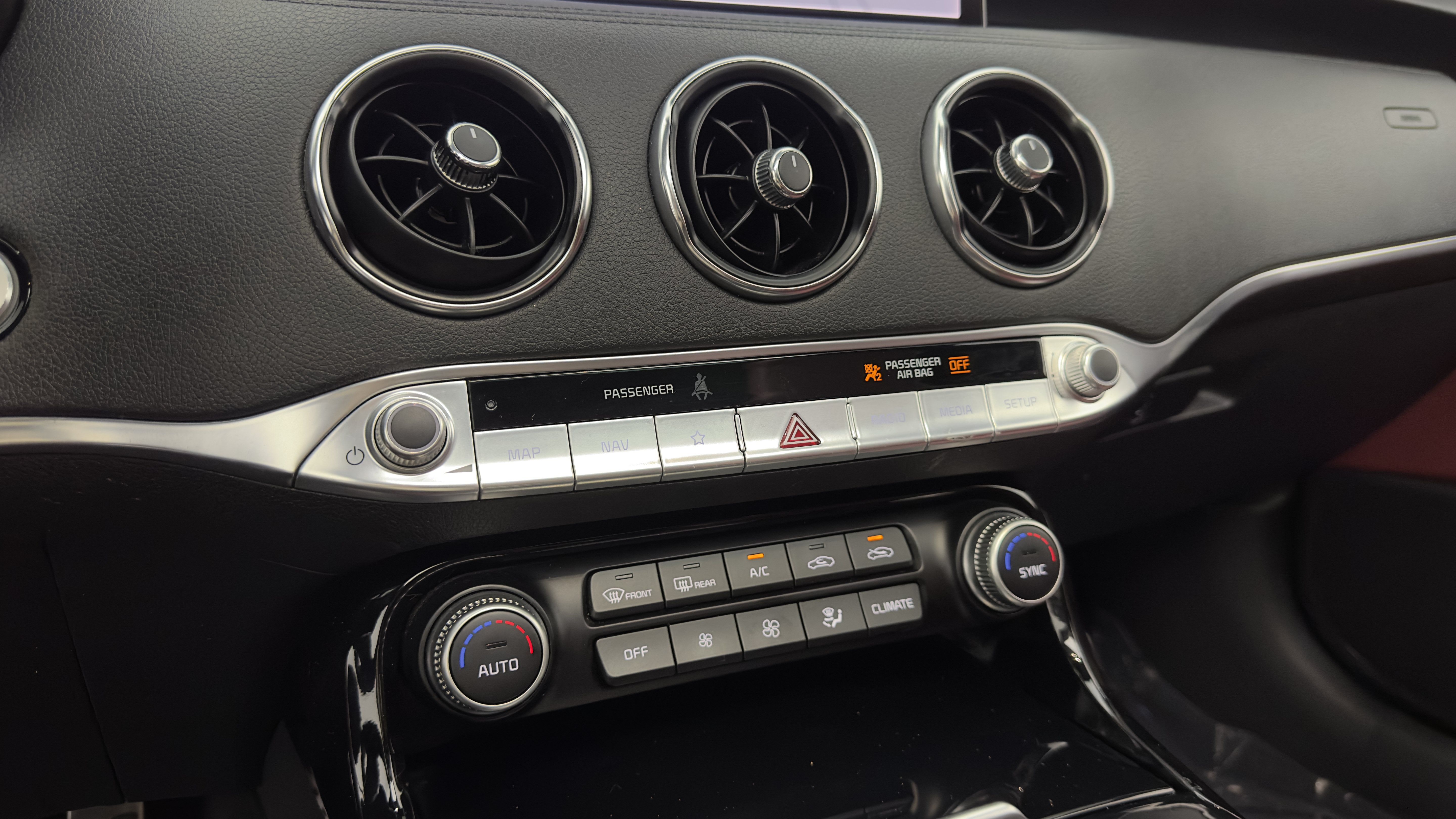 Used 2023 Kia Stinger GT-Line w/ Sun & Sound Package RWD image 26