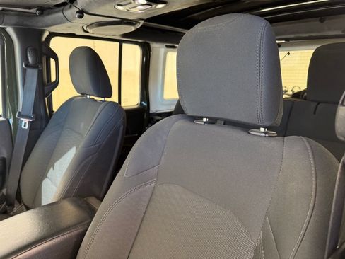 Used 2020 Jeep Wrangler Unlimited Sport S w/ Sun And Sound Package AWD/4WD image 14