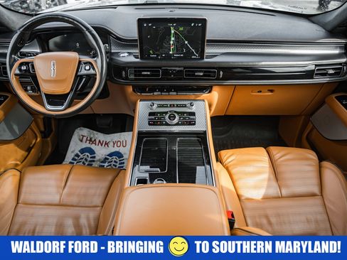 Used 2023 Lincoln Aviator Black Label Grand Touring image 21