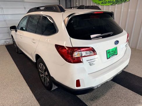 Used 2016 Subaru Outback 3.6R Limited image 4