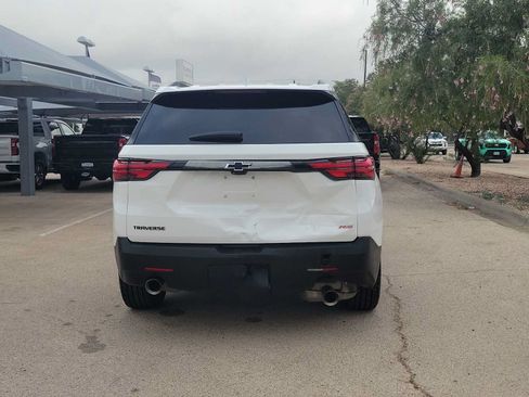 Used 2023 Chevrolet Traverse RS FWD image 7