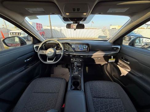 New 2026 Nissan Kicks SV w/ SV Premium Package image 13