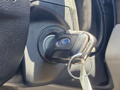 Used 2018 Ford F150 XLT w/ Equipment Group 302A Luxury AWD/4WD image 22