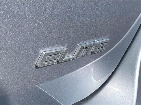 Used 2023 Honda Odyssey Elite image 21