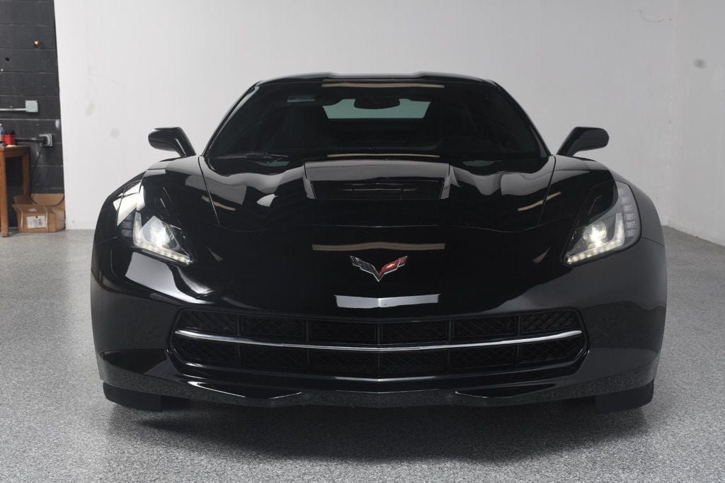 Used 2019 Chevrolet Corvette Stingray Coupe w/ Z51 1LT RWD image 17