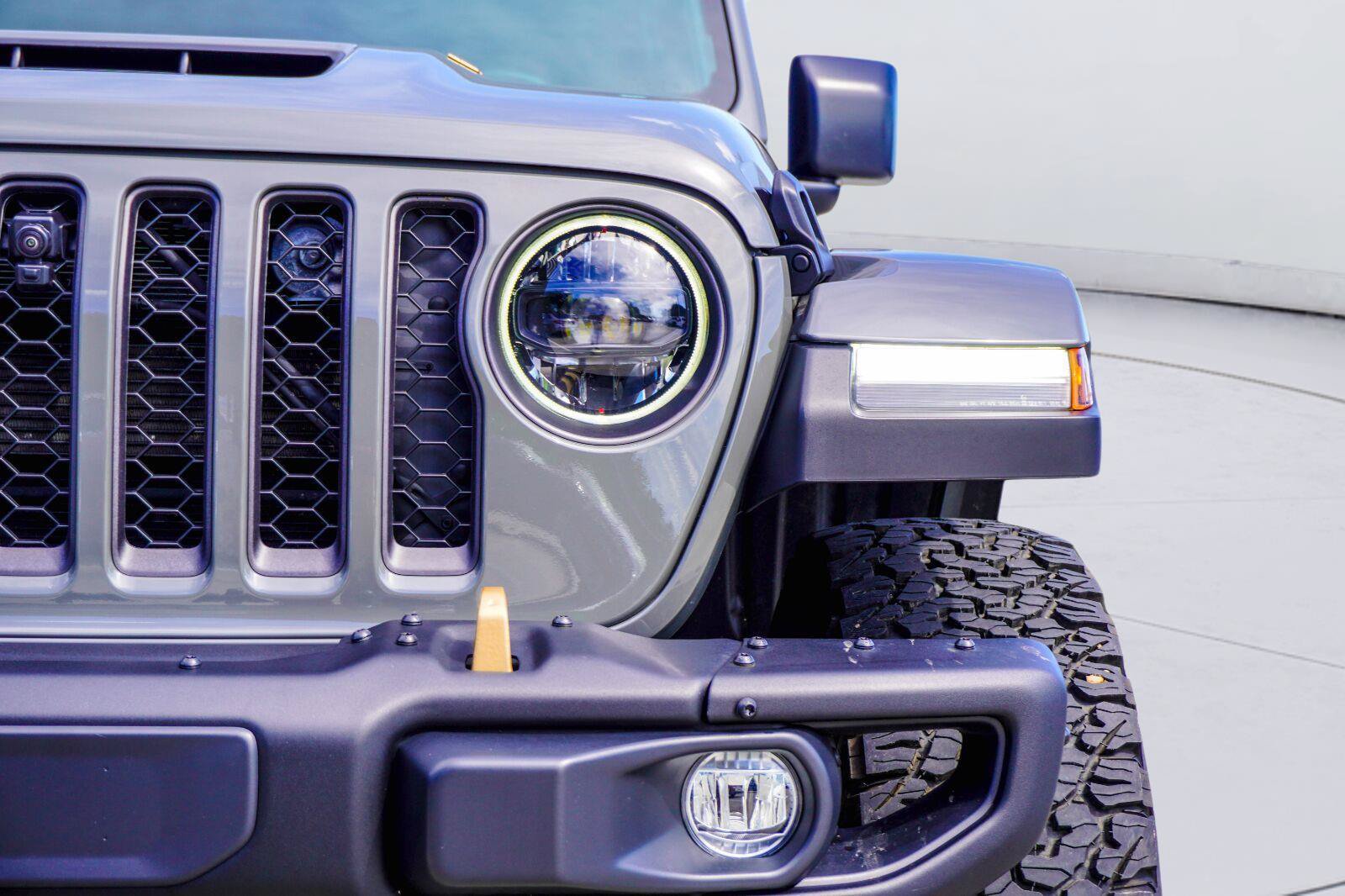 Used 2023 Jeep Wrangler Unlimited Rubicon 392 w/ Xtreme Recon 35" Tire Package AWD/4WD image 7