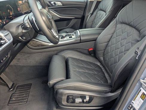 New 2026 BMW X7 xDrive40i image 4