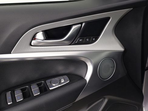 Used 2026 Genesis G70 2.5T Prestige image 24