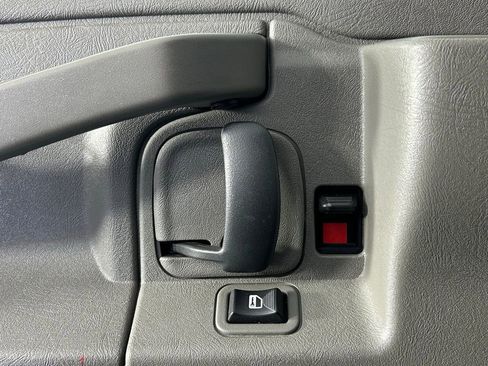 Used 2024 GMC Savana 2500 w/ Driver Convenience Package image 28