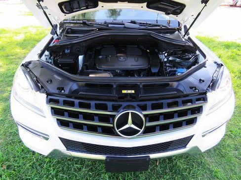 Used 2012 Mercedes-Benz ML 350 4MATIC image 13