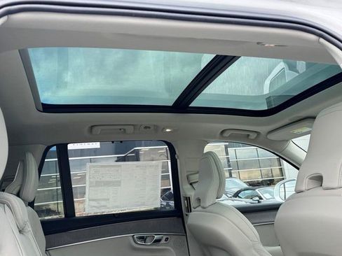 New 2026 Volvo XC90 T8 Ultra image 14