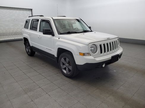 Used 2015 Jeep Patriot High Altitude image 13