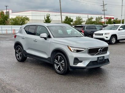 Certified 2025 Volvo XC40 B5 Core
