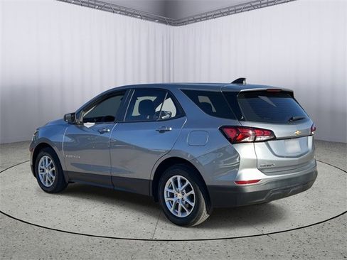 Used 2024 Chevrolet Equinox LS image 7