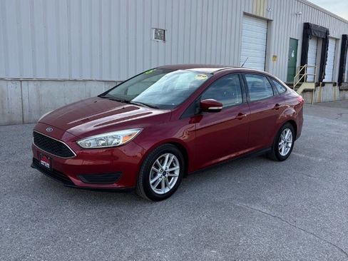 Used 2015 Ford Focus SE w/ SE Cold Weather Package image 3