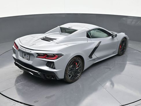 Used 2024 Chevrolet Corvette Stingray Convertible w/ 1LT RWD image 16