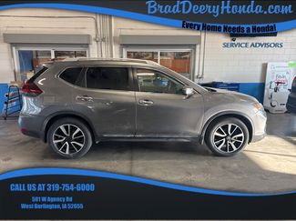 Used 2020 Nissan Rogue SL w/ Premium Package image 1