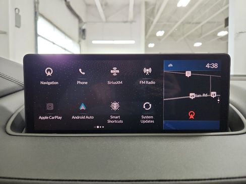 Used 2024 Acura MDX SH-AWD w/ Technology Package image 18