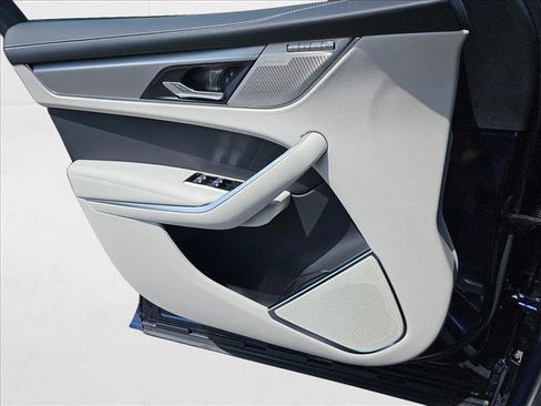 New 2026 Jaguar F-PACE R-Dynamic S image 27