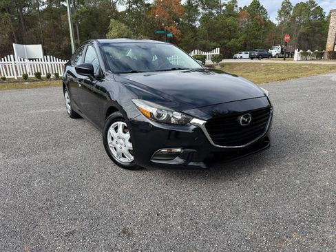 Used 2018 MAZDA MAZDA3 Sport image 38