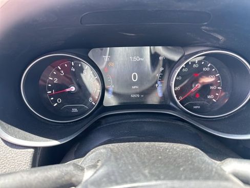 Used 2021 Jeep Compass Latitude FWD image 5