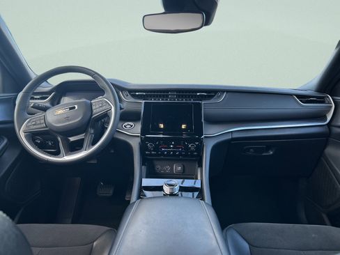 Used 2024 Jeep Grand Cherokee L Laredo image 26