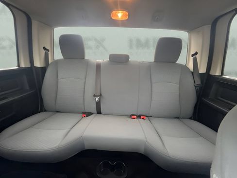 Used 2018 RAM 2500 Tradesman w/ Chrome Appearance Group AWD/4WD image 7