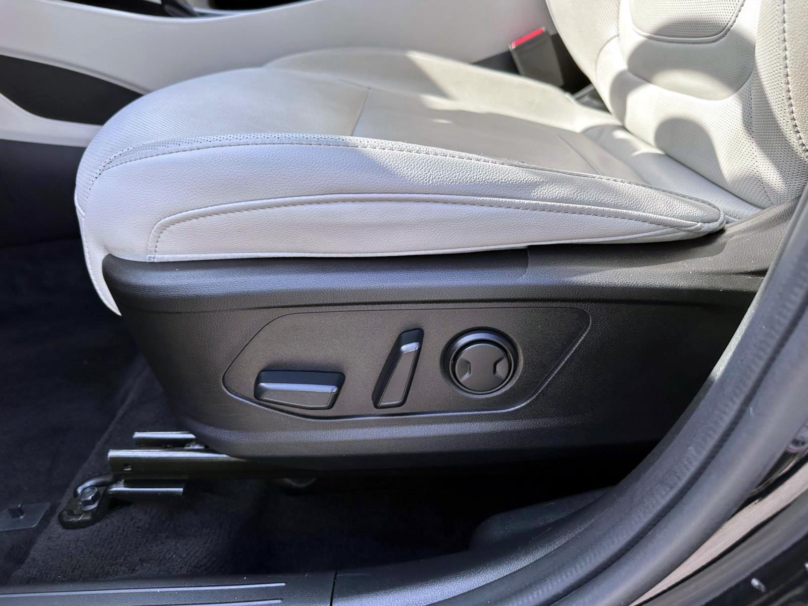 Used 2023 Hyundai Tucson SEL w/ Convenience Package AWD/4WD image 10