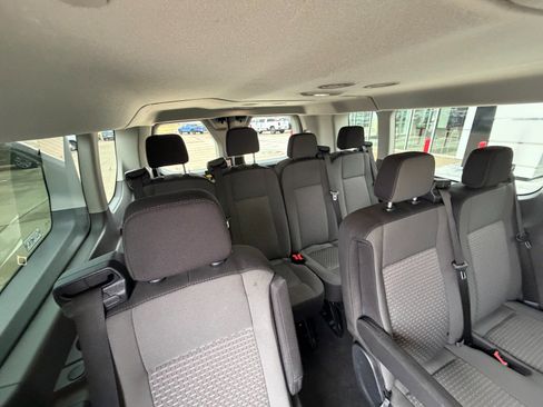 Used 2024 Ford Transit 350 XLT image 31