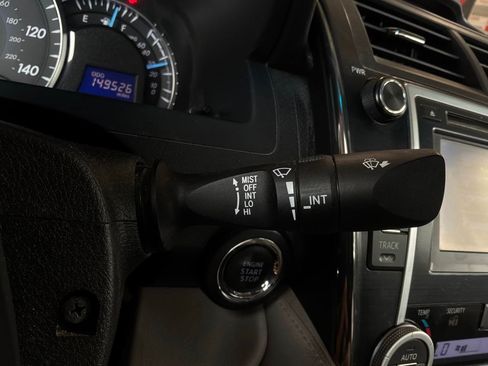 Used 2013 Toyota Camry XLE FWD image 36
