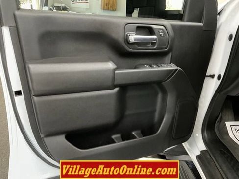 Used 2024 Chevrolet Silverado 2500 Custom w/ Custom Convenience Package AWD/4WD image 16