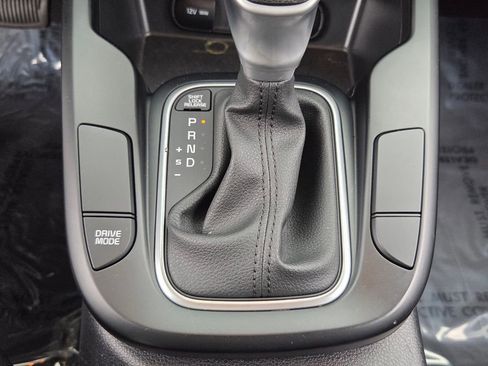 Used 2025 Kia Soul LX w/ LX Technology Package image 19