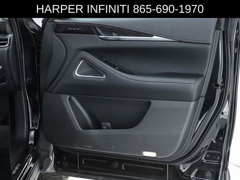 Used 2023 INFINITI QX60 Sensory w/ Cargo Package AWD/4WD image 32