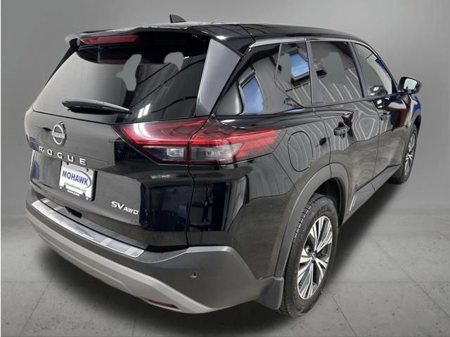 Used 2023 Nissan Rogue SV AWD/4WD image 5