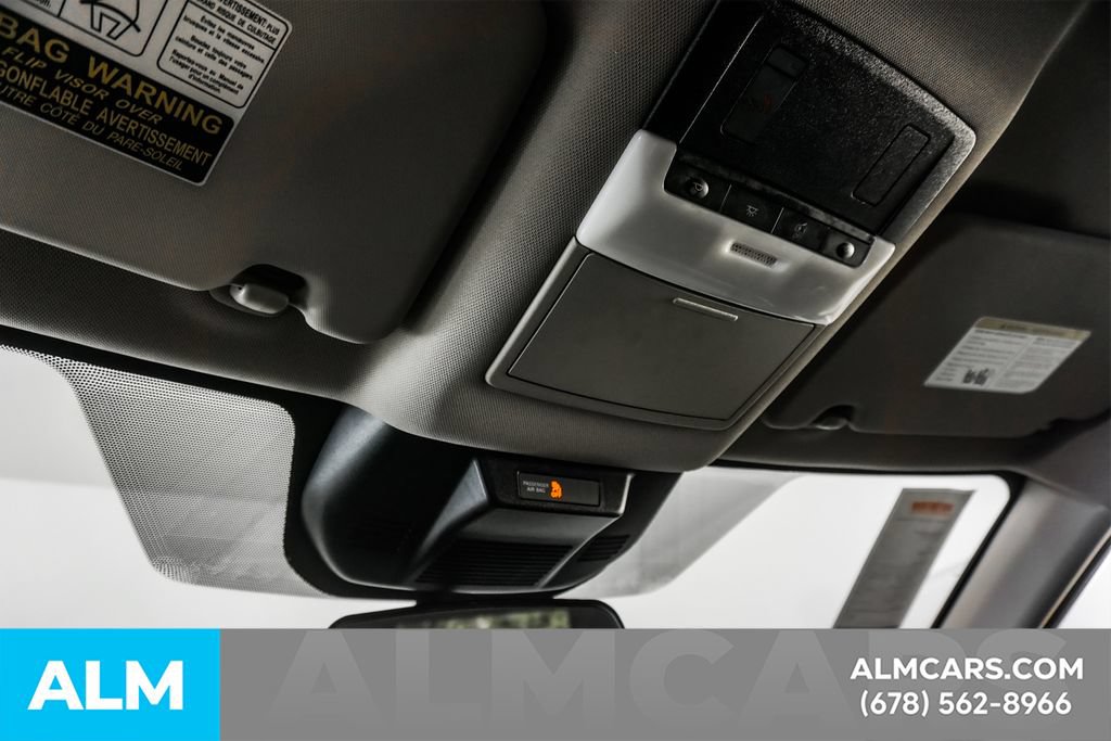 Used 2024 Nissan Rogue SV FWD image 57