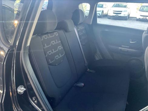 Used 2013 Kia Soul + FWD image 19