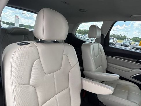 Used 2021 Kia Telluride EX w/ EX Premium Package FWD image 28